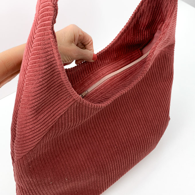 hobo-bag-pro-cord-carole-3